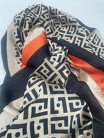 Load image into Gallery viewer, Geometric lightweight scarf
